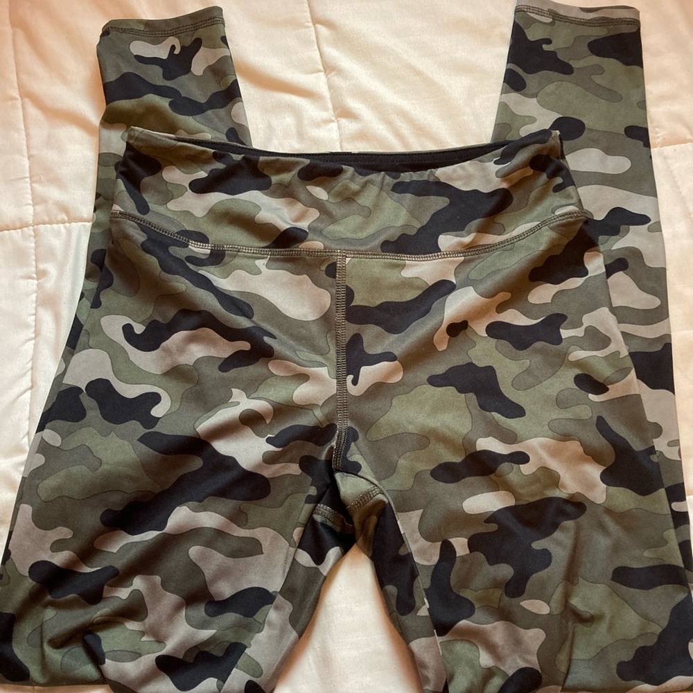 Camouflage leggings